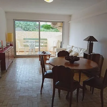 Apartamento Climatise Avec Parking En Centre Marseillan (Herault)