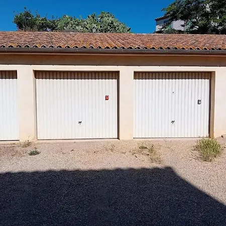 Climatise Avec Parking En Centre Apartamento